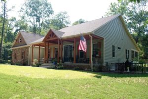 Custom craftsman-style home in Sharpsburg, MD built by Mt. Tabor Builders of Clear Spring, MD