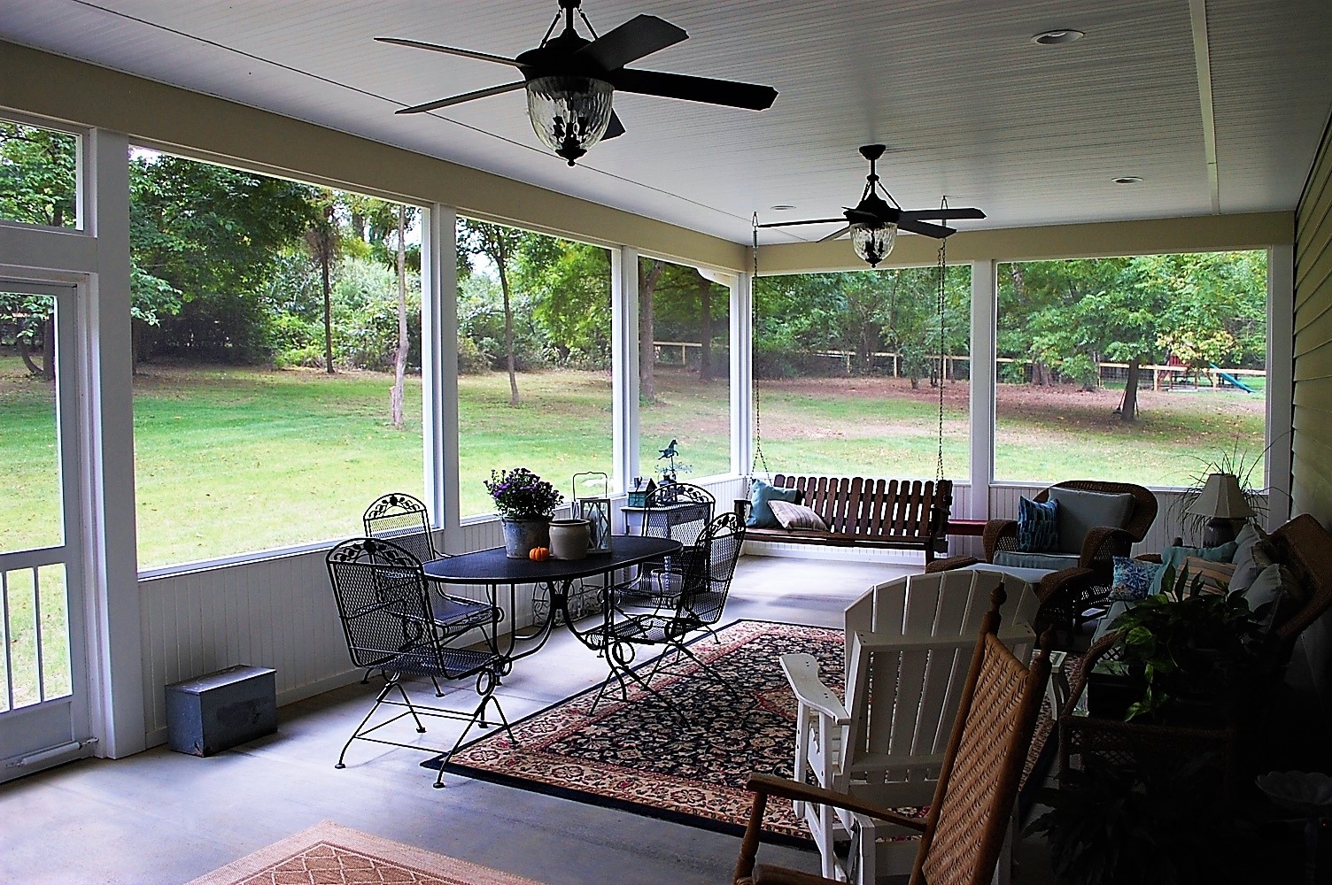 Mountain Home Screened Porch - Mt Tabor Builders